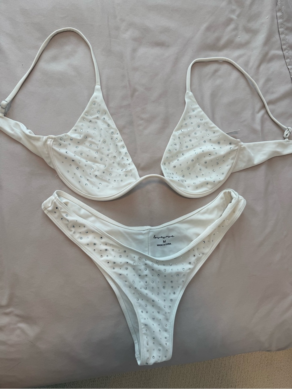 Lovewave Ushuaia bikini size medium bottom size large top